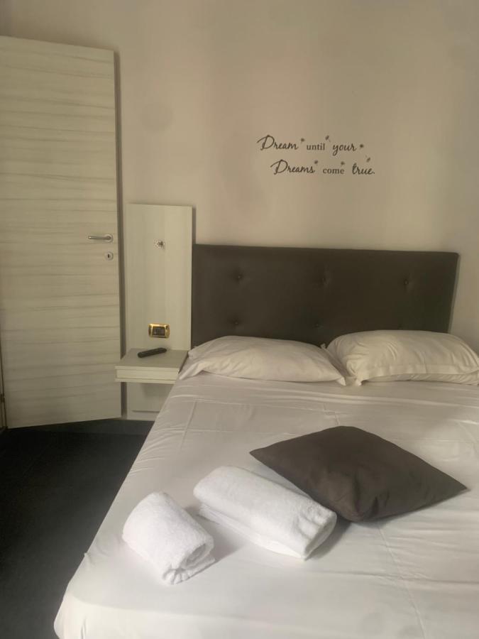 Hotel Poerio Napoli Dış mekan fotoğraf
